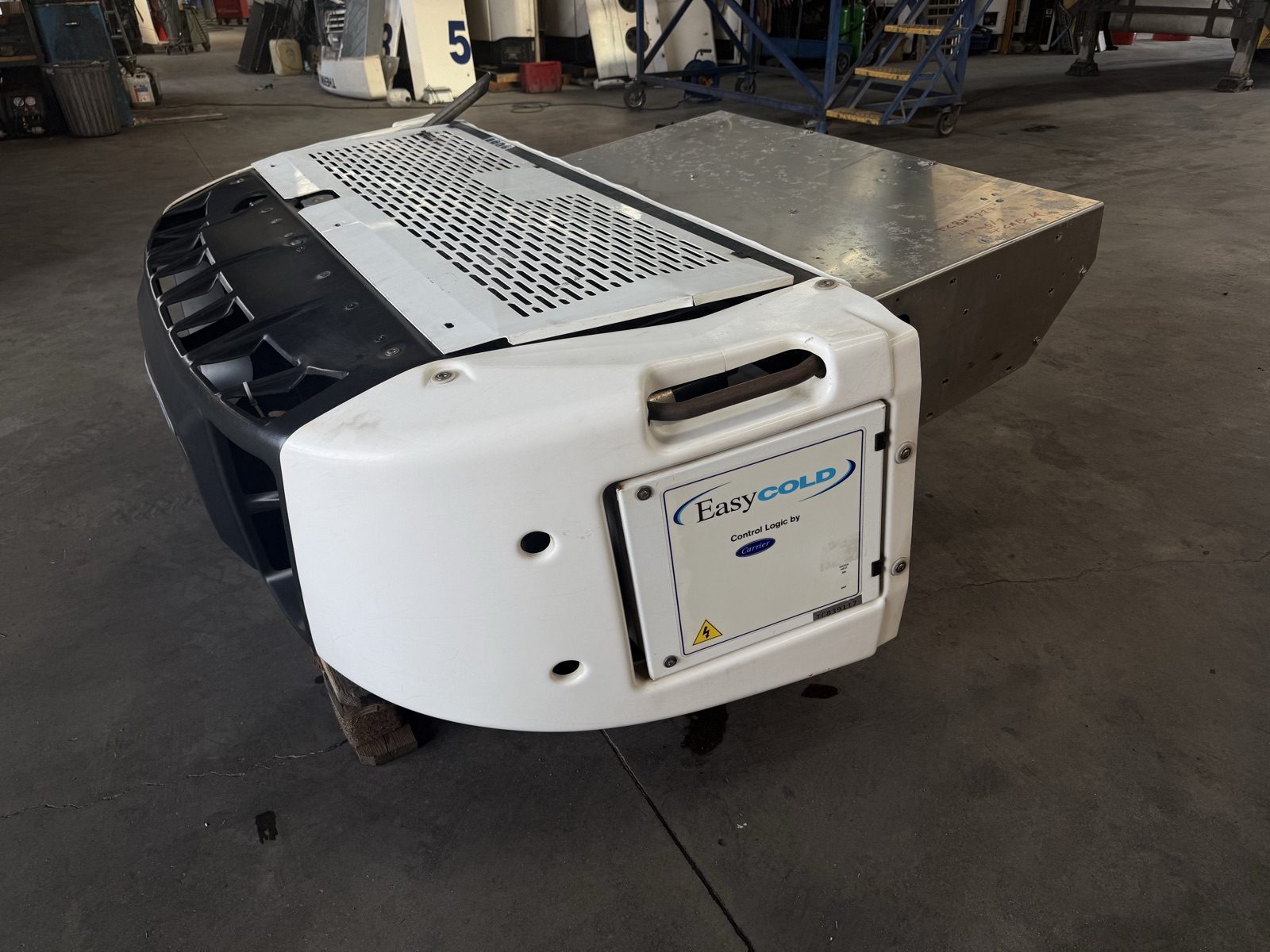 Carrier Supra 850 (2018) used cooling unit