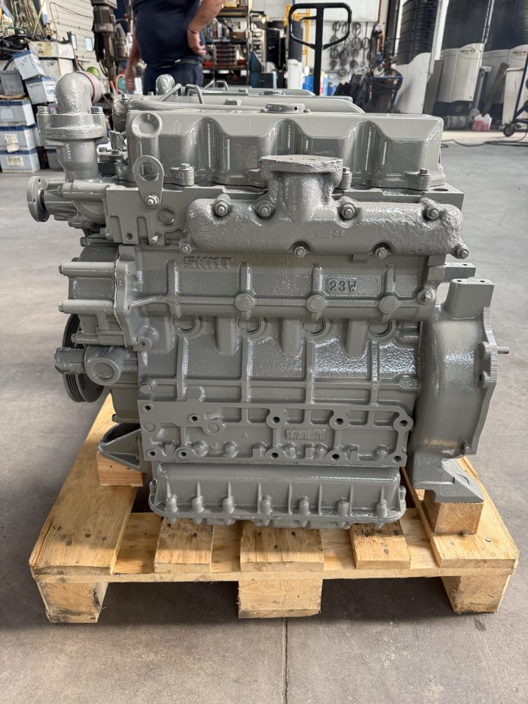 Kubota V2203-DI Engine — Carrier Vector 1850 / 1950